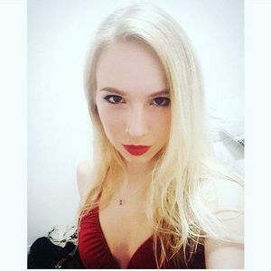 Meet your Posher, Julie